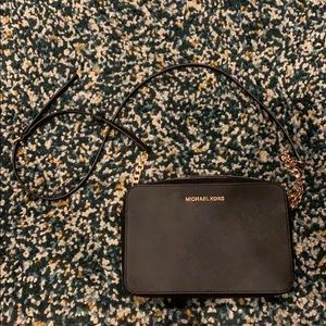 Micheal Kors Crossbody Bag
